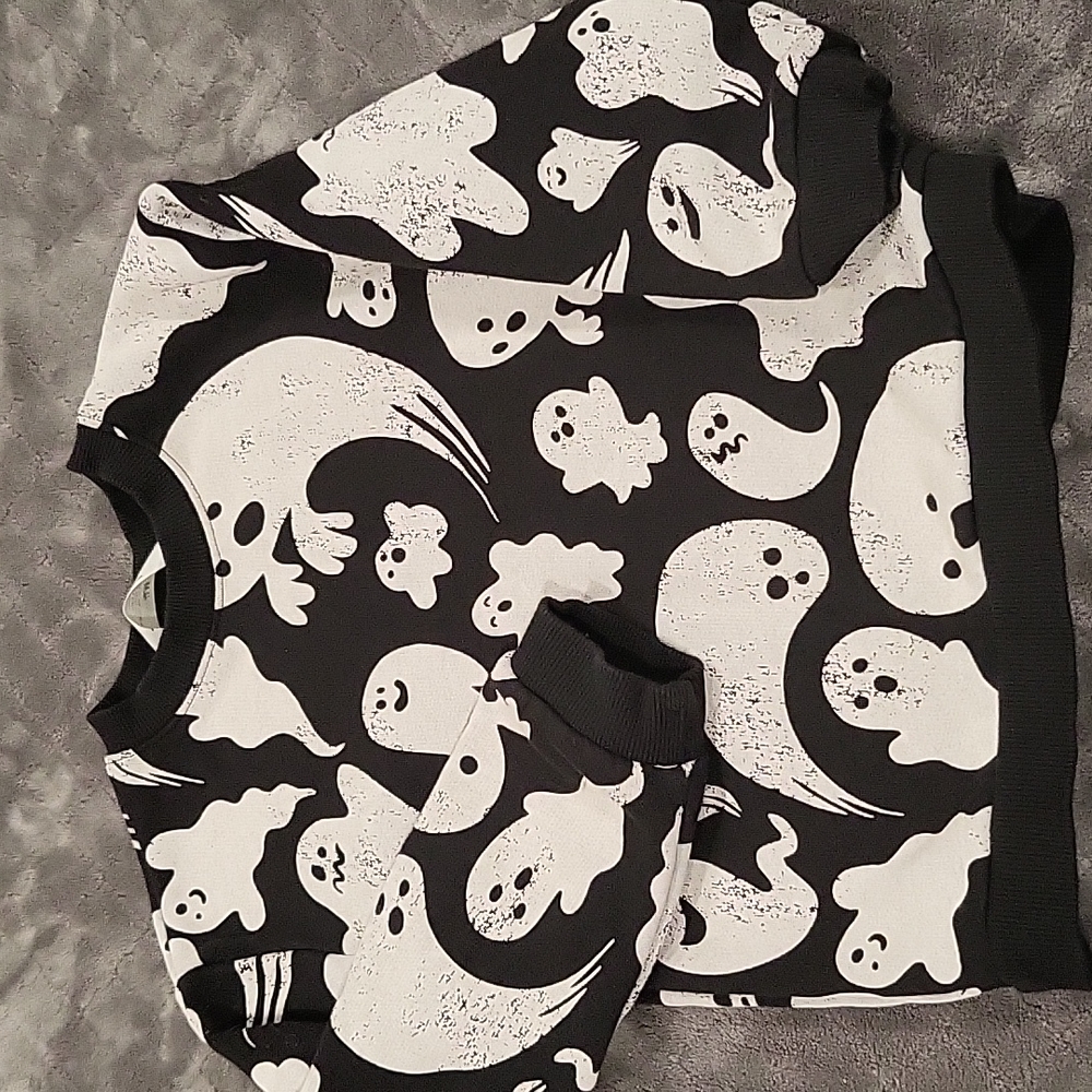 Halloween sweatshirt